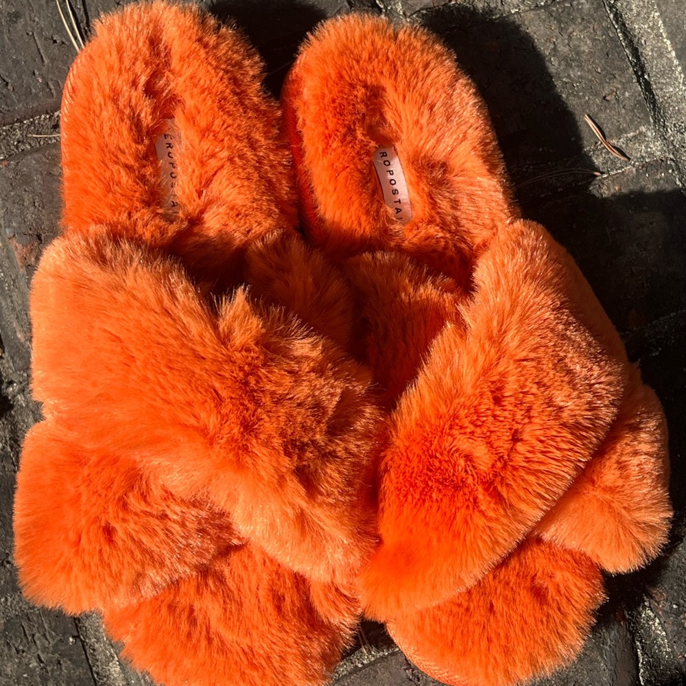 (NEW) Fuzzy Orange Slippers